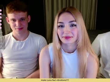 couple Live Sex Girls On Cam with lovelypeachs